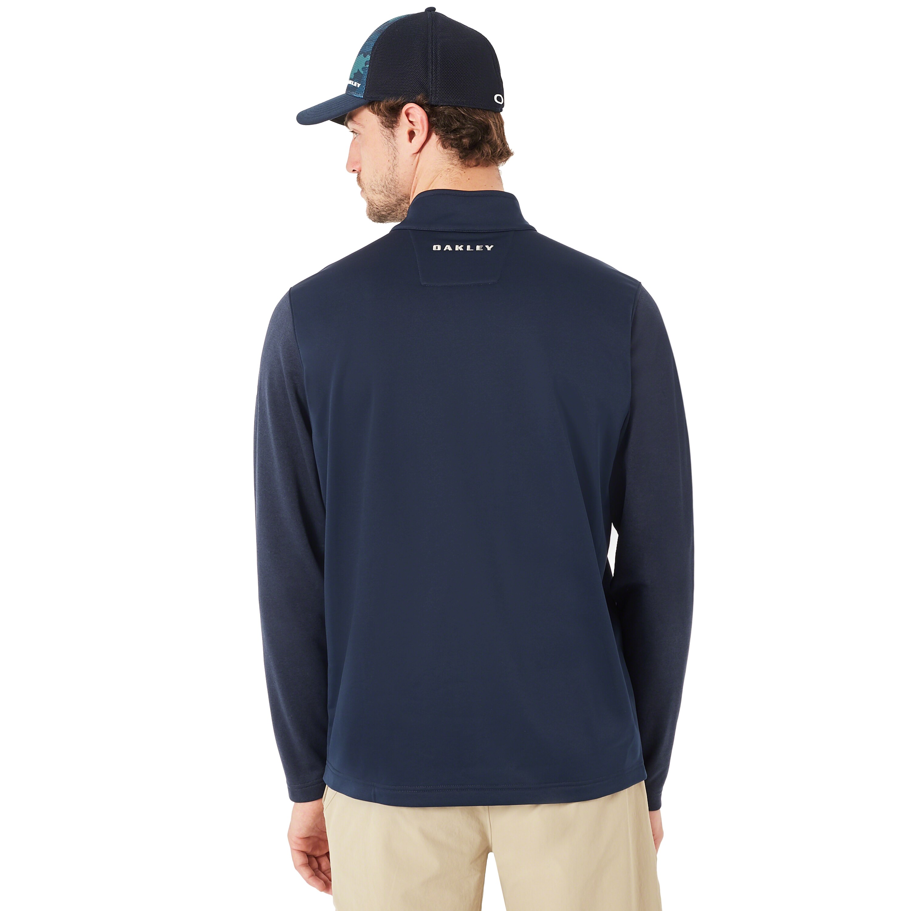 oakley range pullover