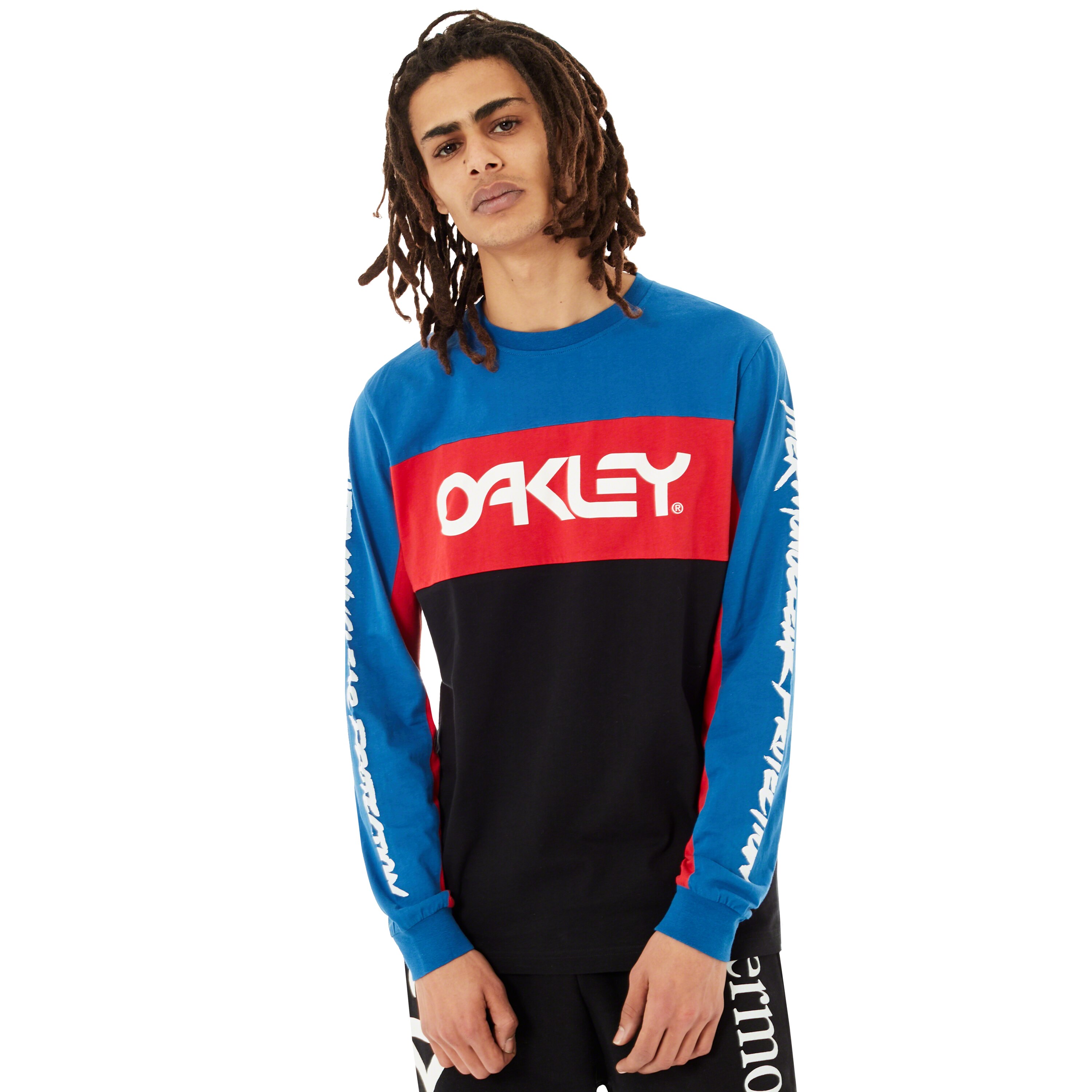 Oakley Oakley Tnp Long Sleeve T-Shirt - Blackout | Oakley SE Store