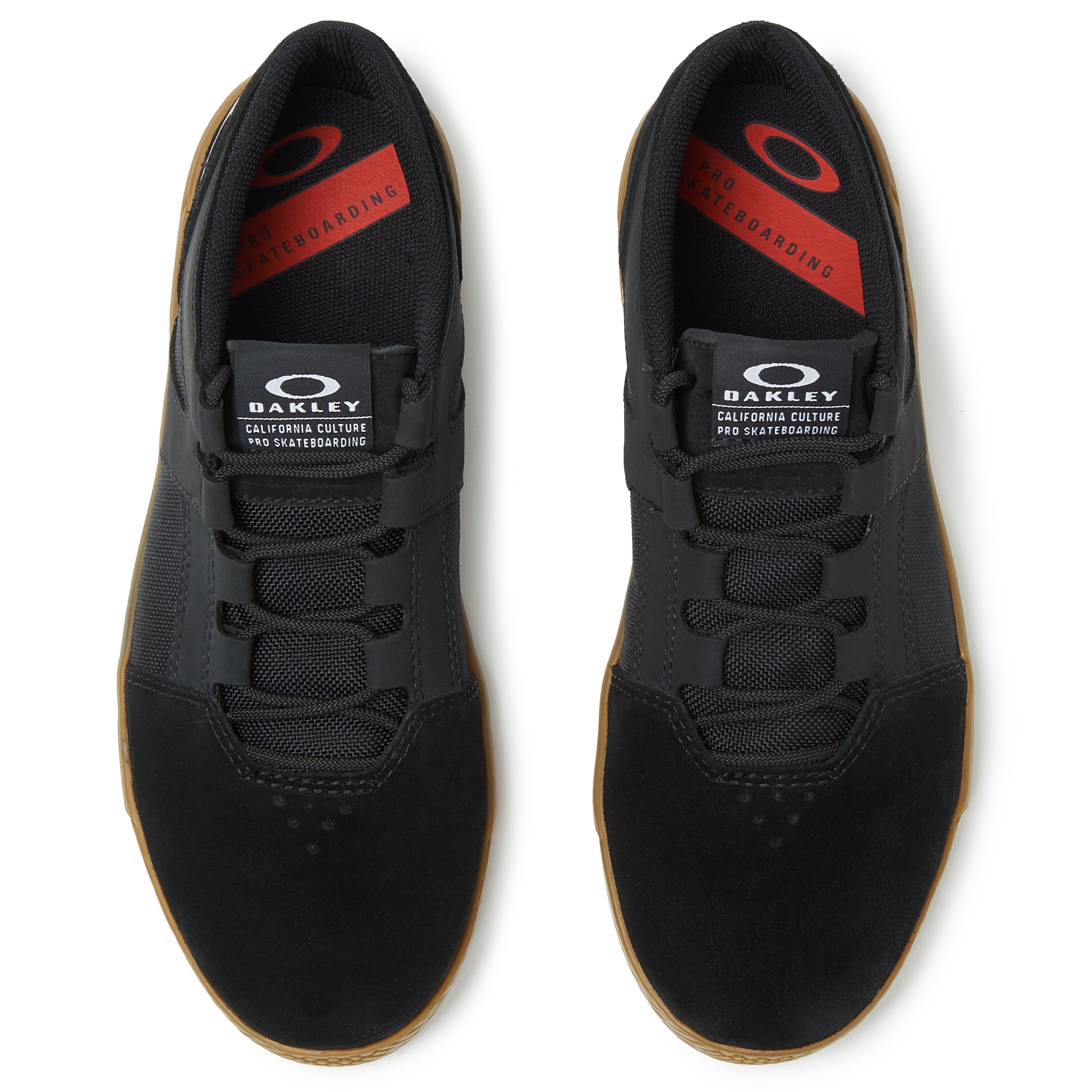 street 2 td sneakers oakley