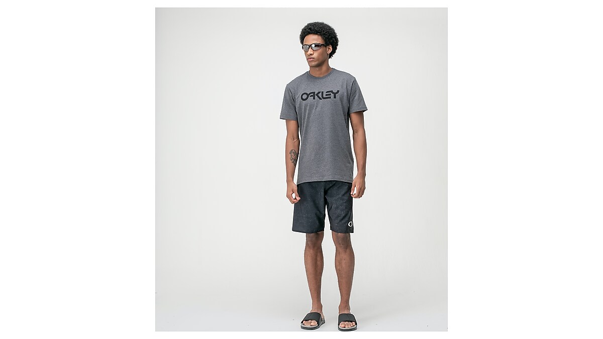 Surfer's - Camiseta Oakley Mark II Lens - Preto - 457293BR - Surfers - Loja  Online de Tênis e Moda Jovem