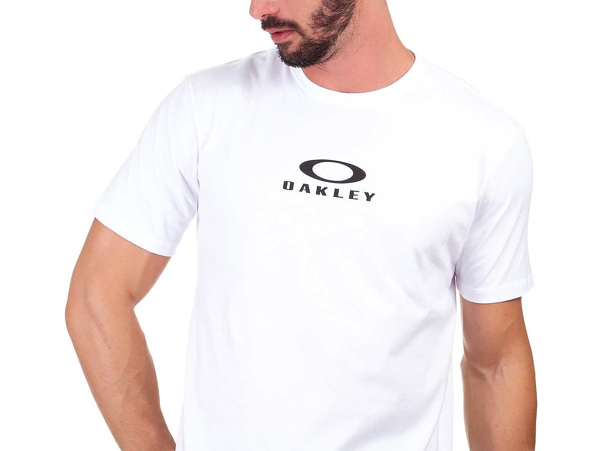 Camiseta Oakley Bark New Tee - Masculina em Promoção