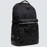 Utility Backpack - Blackout