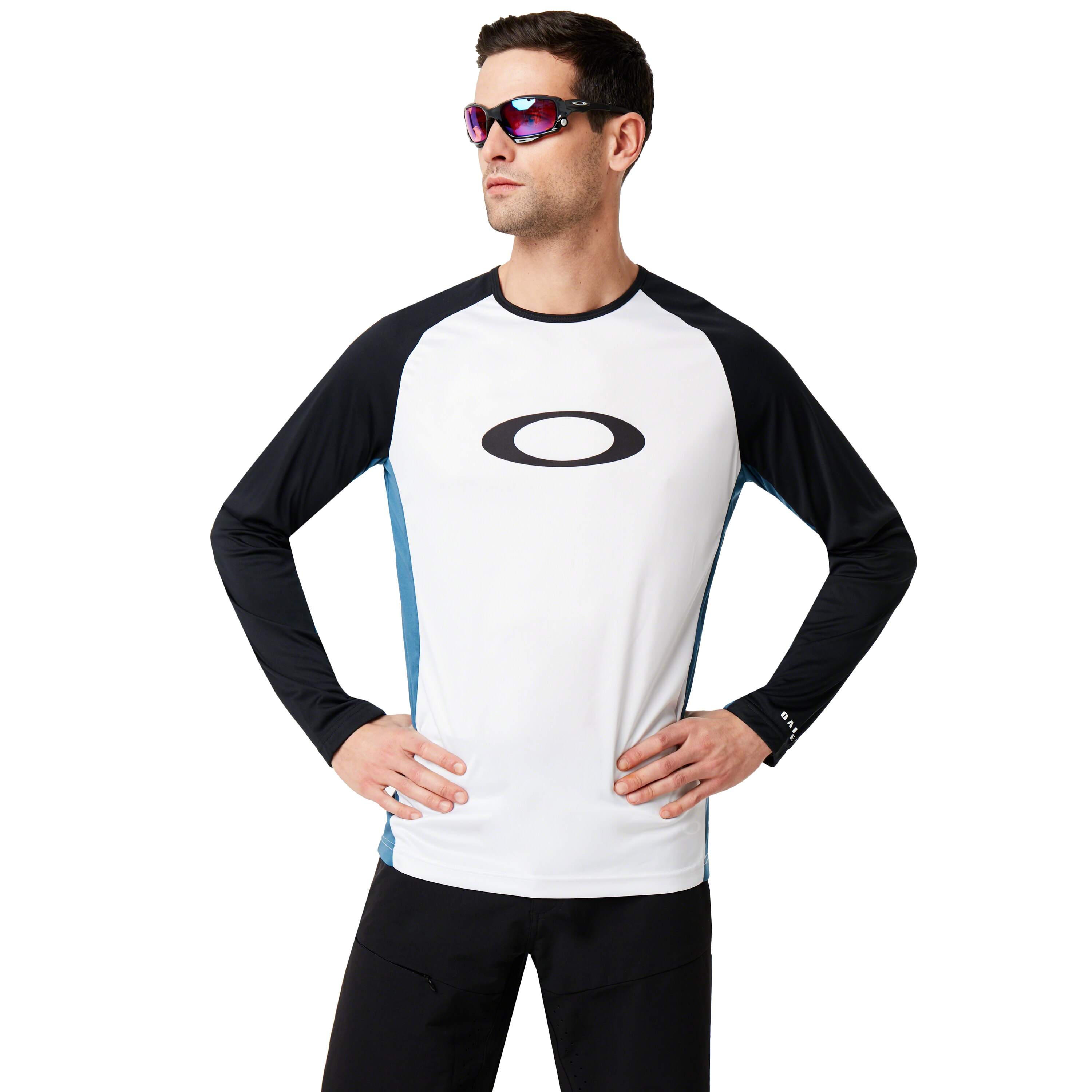 oakley tech tee