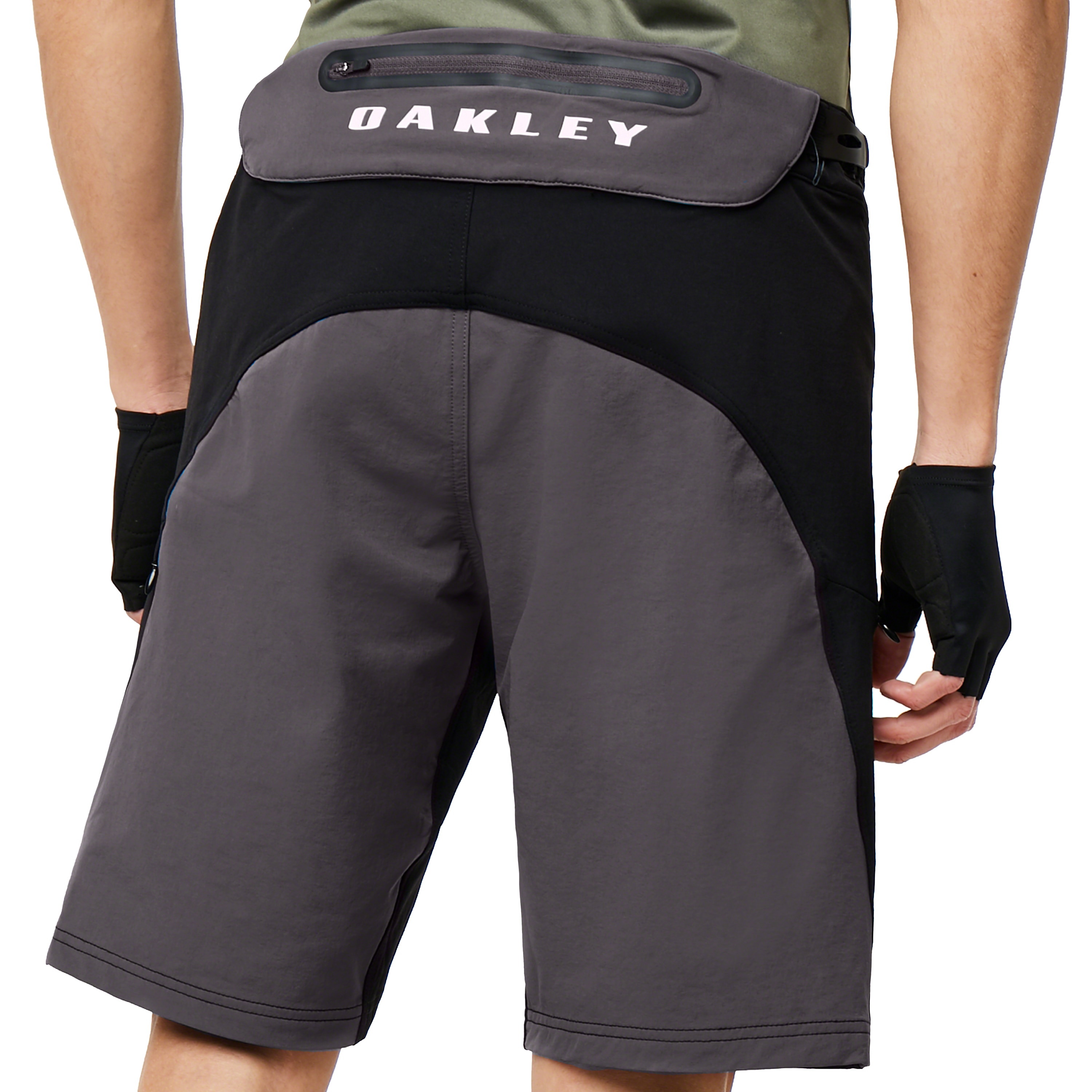 oakley bike shorts