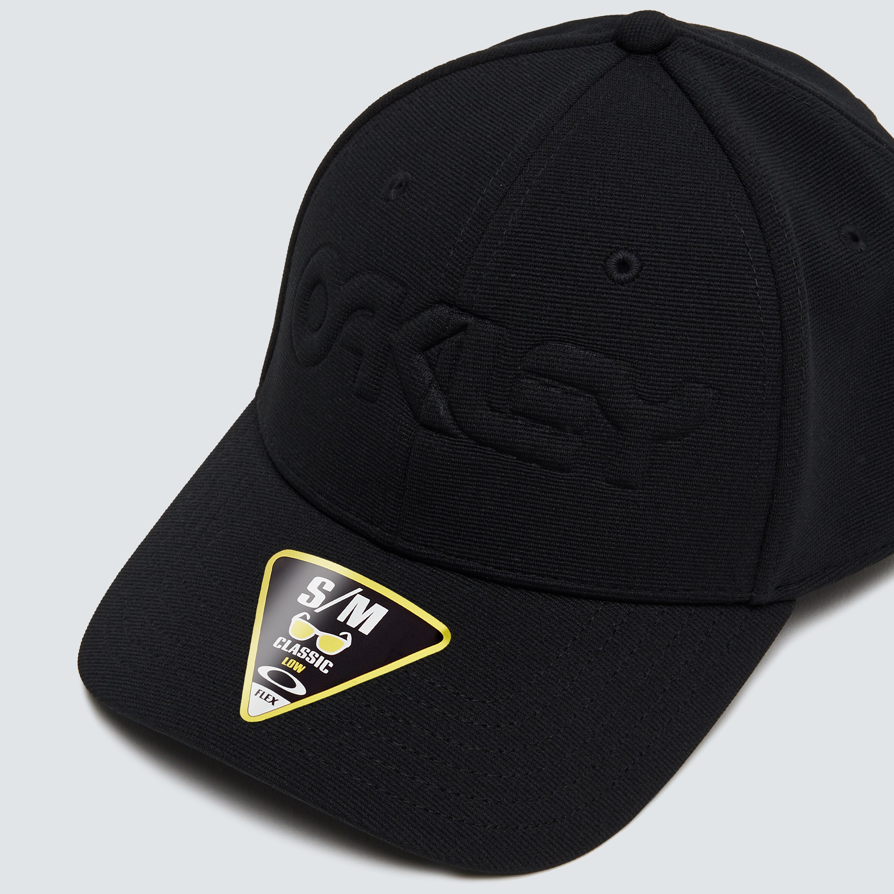 Oakley 6 Panel Stretch Hat Embossed Blackout 91220802E Oakley