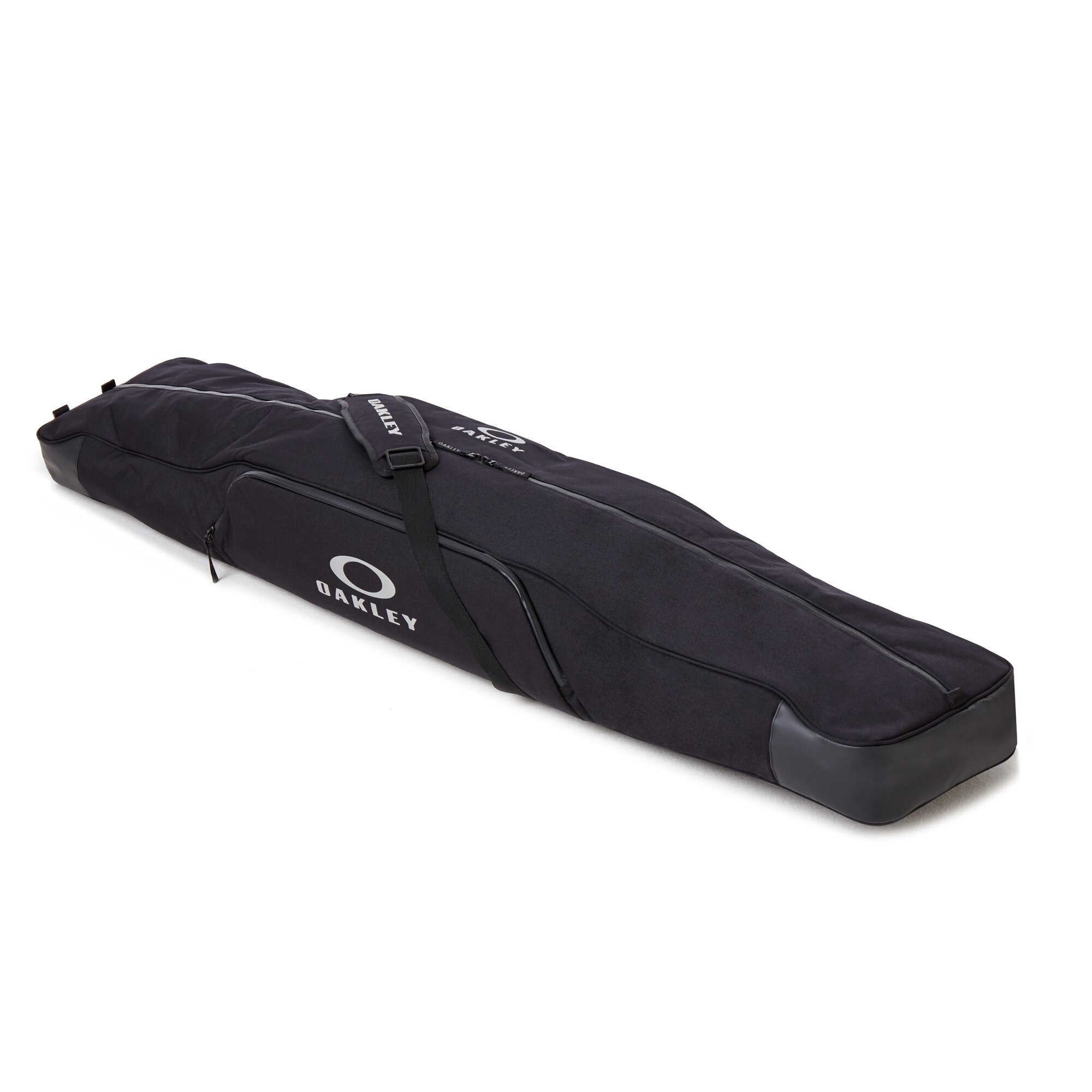 oakley snowboard bag with wheels