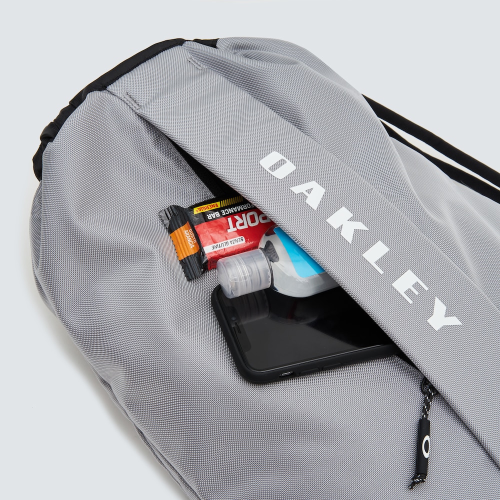 Oakley Tournament Golf Satchel - Fog Gray | Oakley OSI CA Store | Official  Oakley Standard Issue