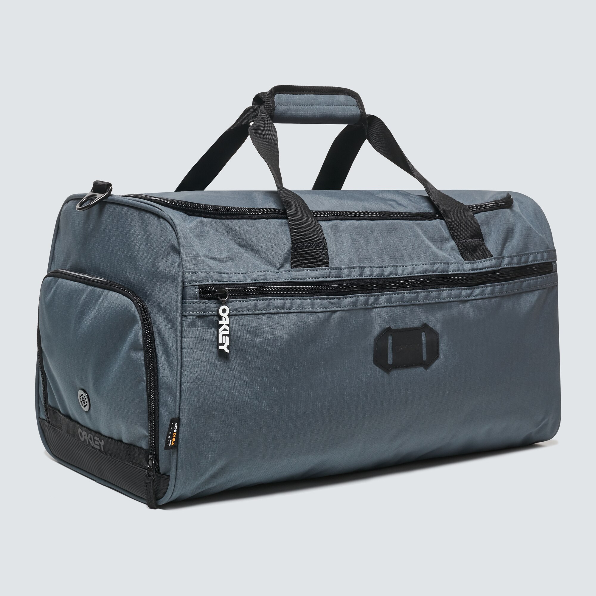 oakley street duffle bag 2.0