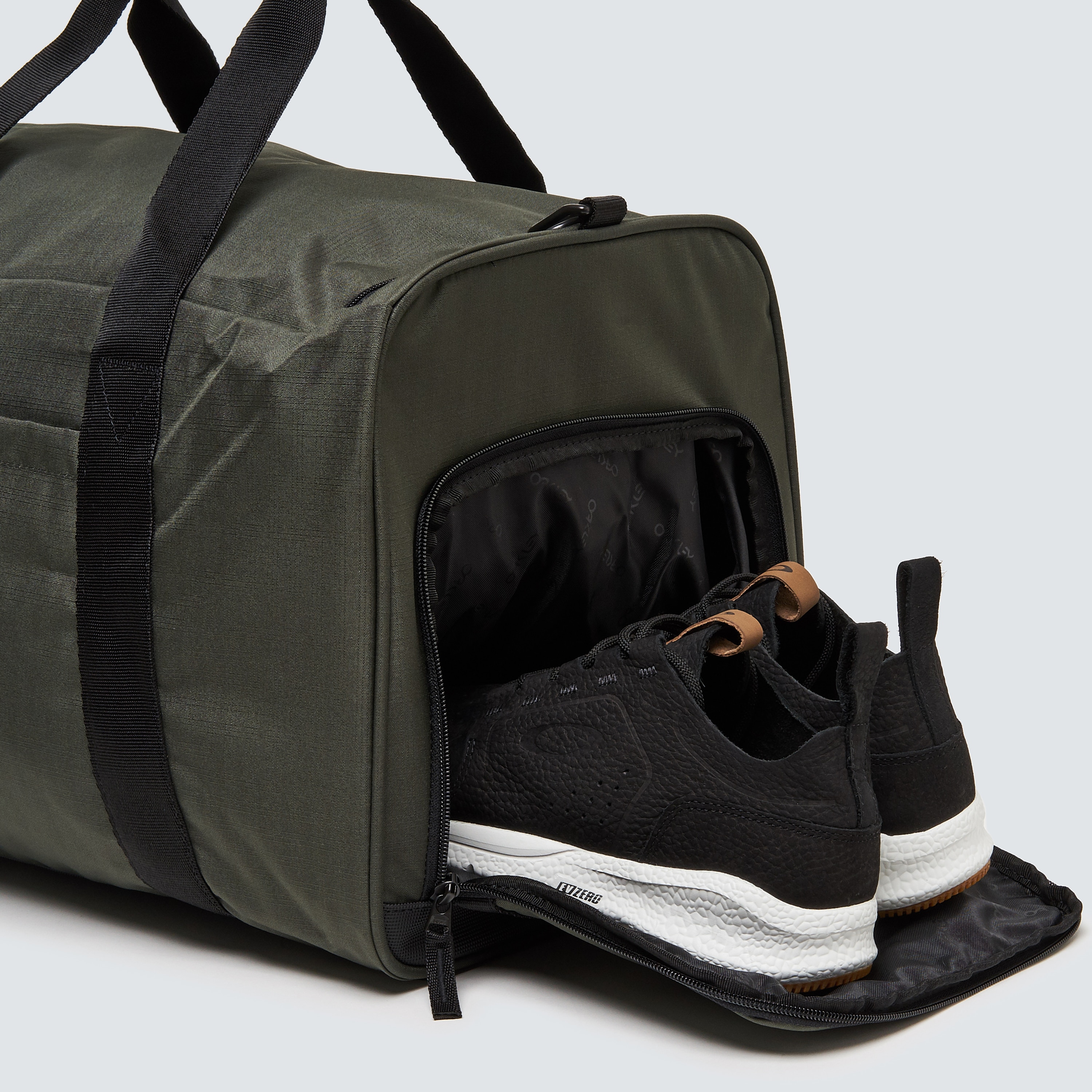 oakley street duffle bag