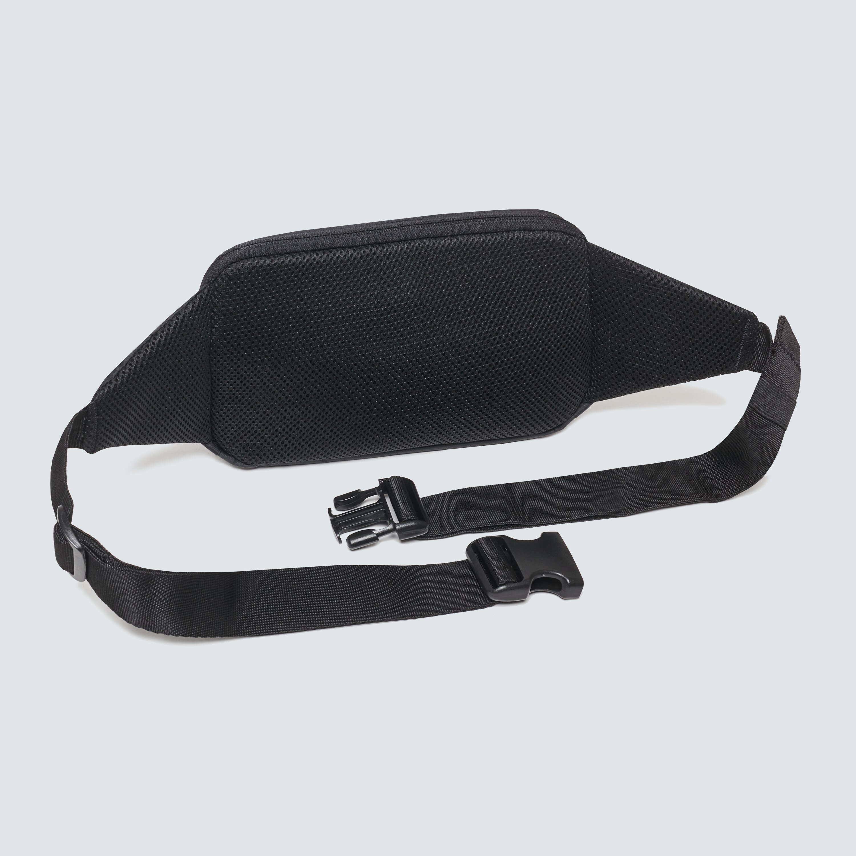 Oakley Outdoor Belt Bag - Blackout - FOS900029-02E | Oakley US Store
