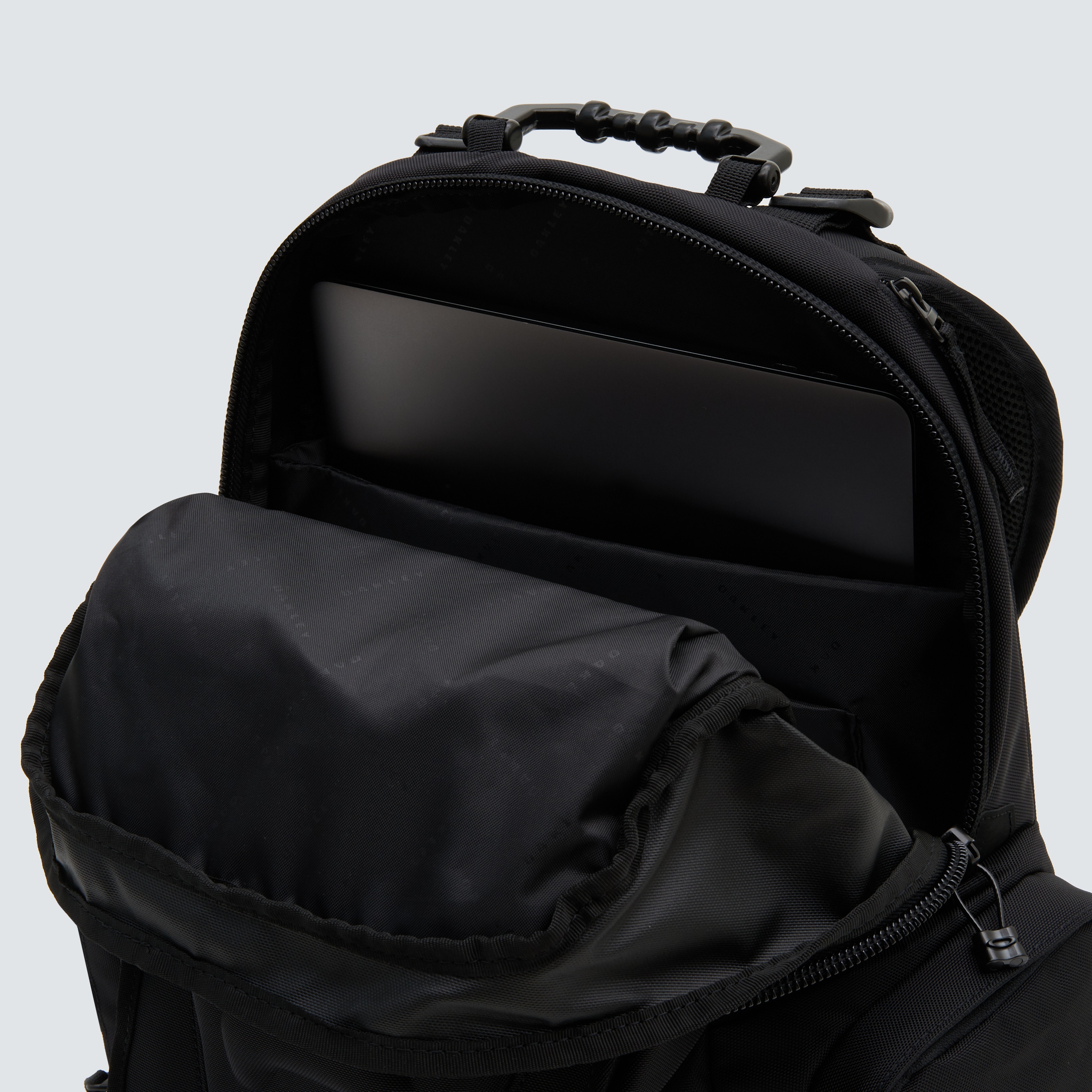 oakley icon backpack 2018