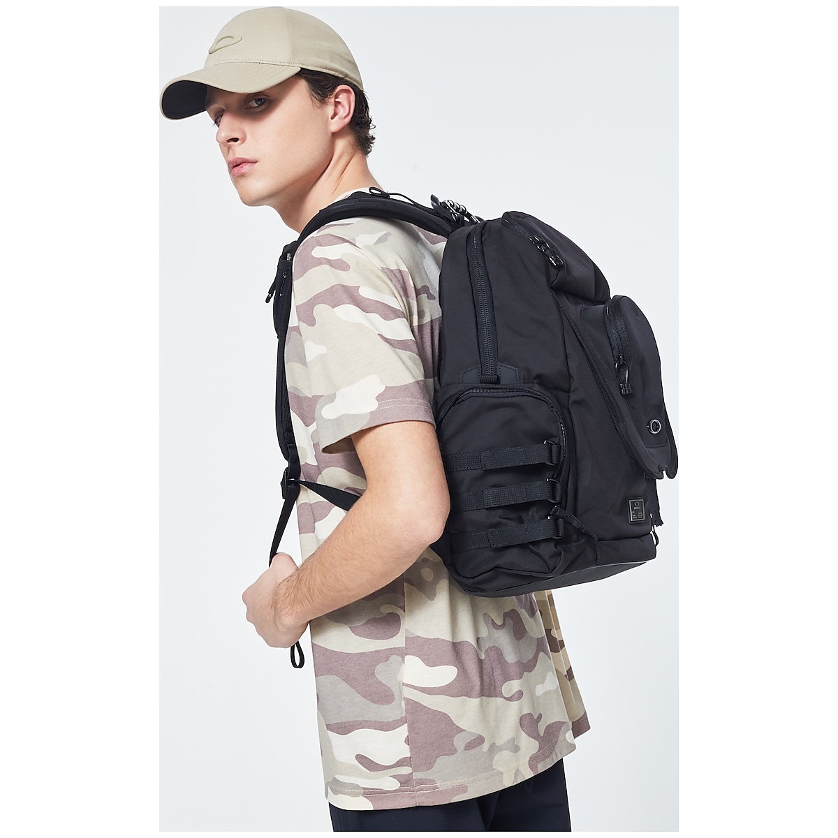 I am sick do an experiment teens Oakley Icon Backpack 2.0 - Blackout | Oakley US Store