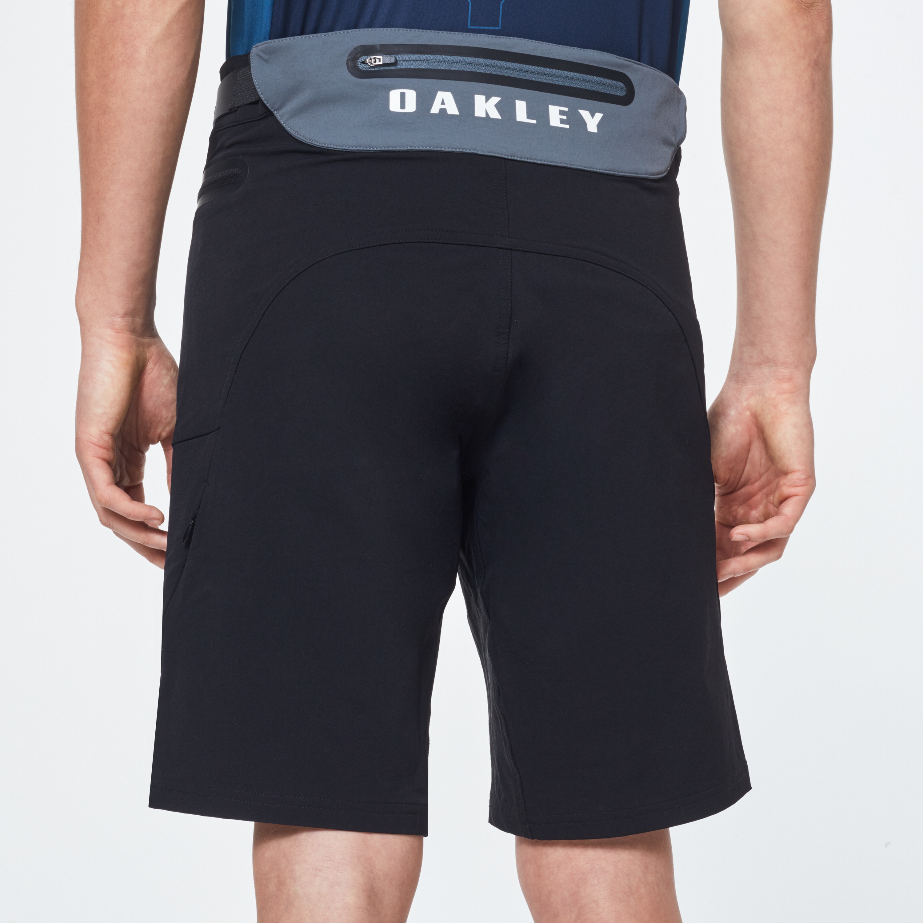 oakley mtb shorts