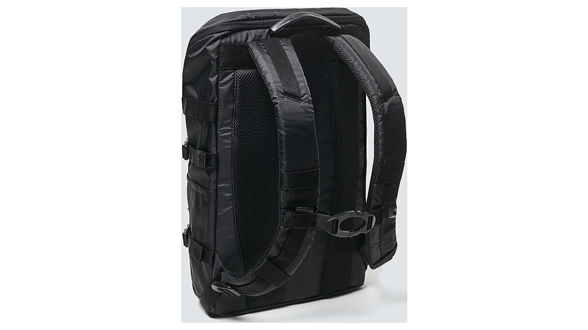 Outdoor Backpacks Oakley Outdoor Backpack - Blackout - FOS900017-02E | Oakley US Store