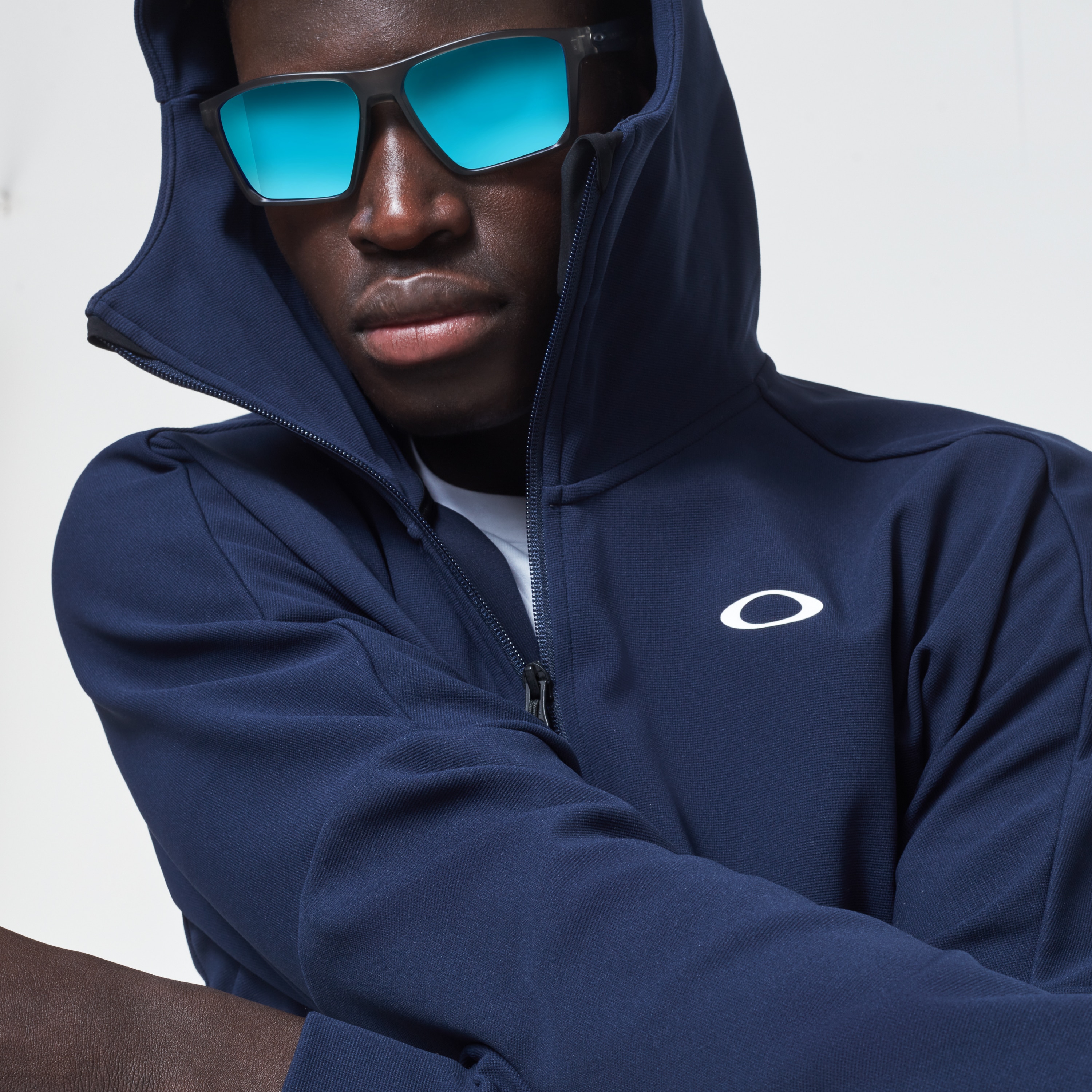 oakley zip up jacket