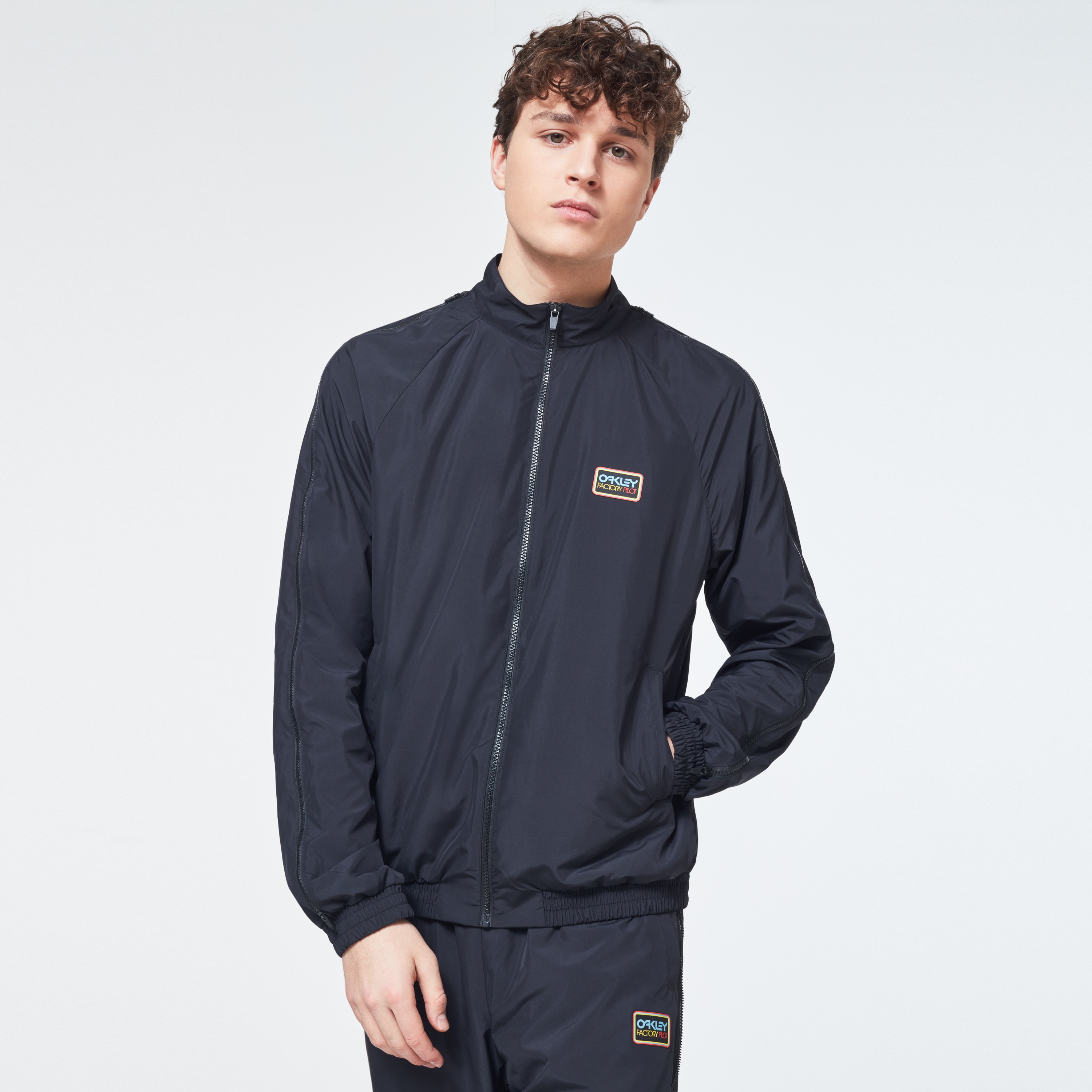 Oakley Ventilation Track Jacket - Blackout | Oakley US Store