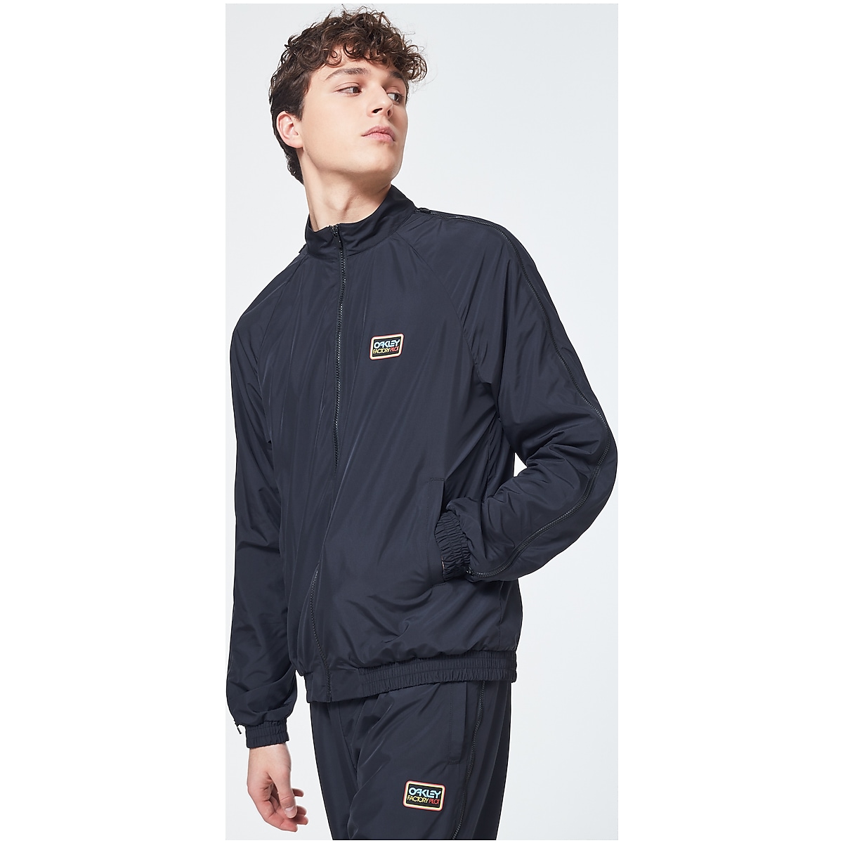 Oakley Ventilation Track Jacket - Blackout | Oakley® US