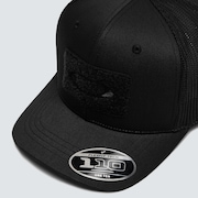 SI 110 Snapback Cap - Black