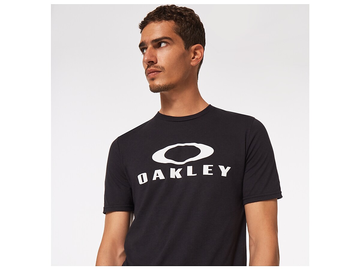 Camiseta Oakley Básica – Texx Supply