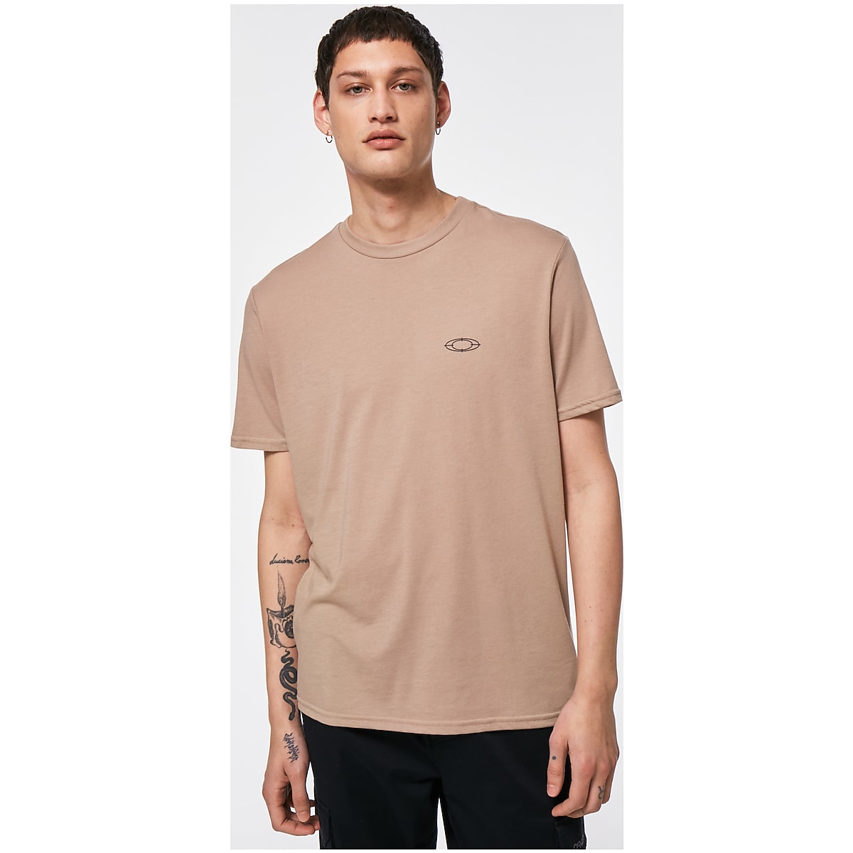 Camiseta Oakley Icon Tee Preta os melhores preços