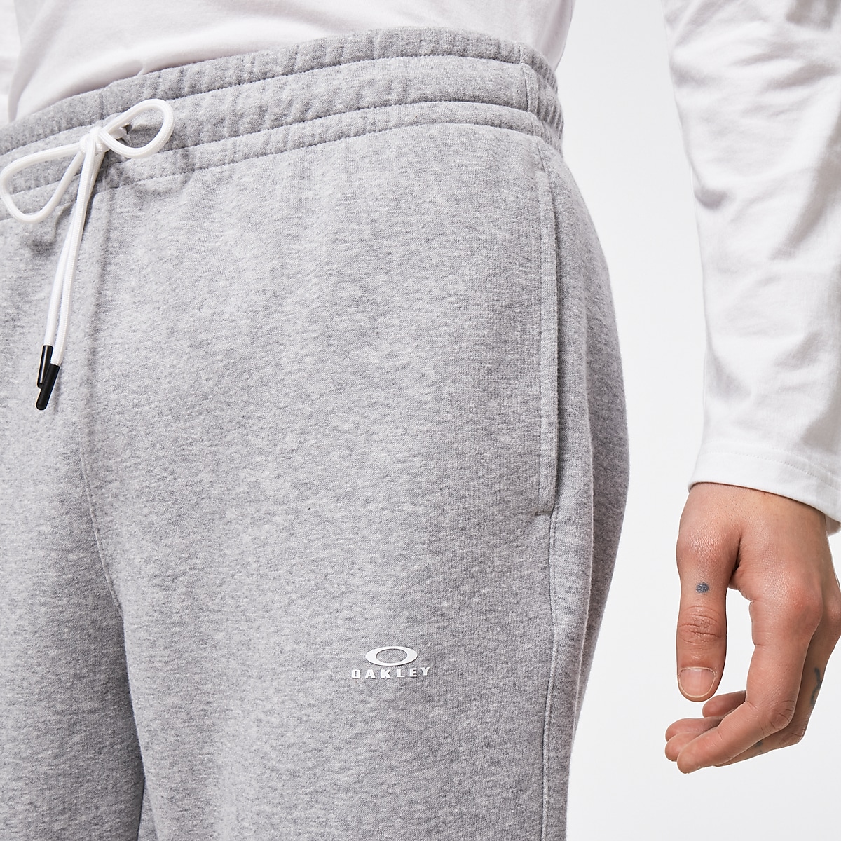 Oakley jogging pants new arrivals