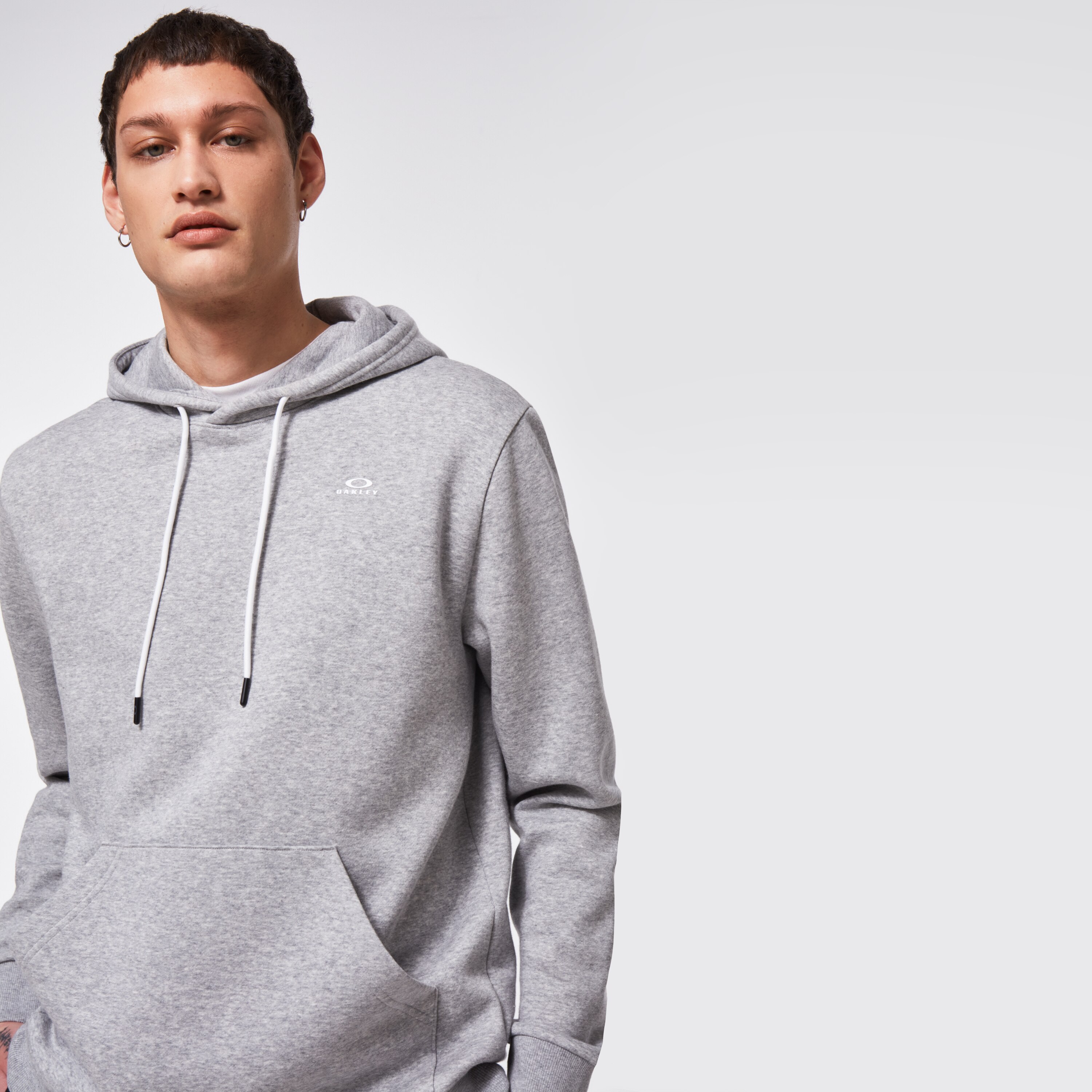 oakley jumper