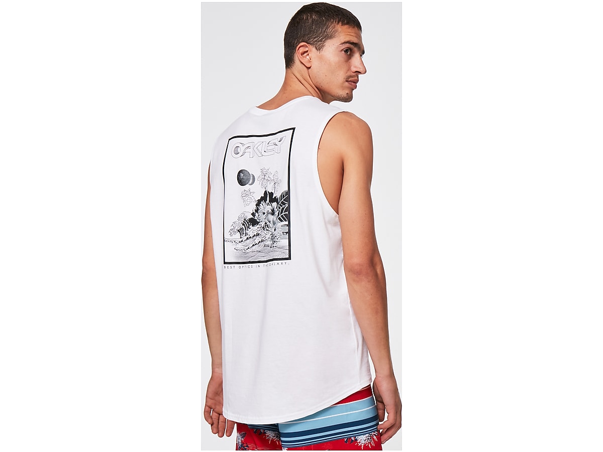 Oakley Interstellar Great Wave Tank Top - White | Oakley IE Store