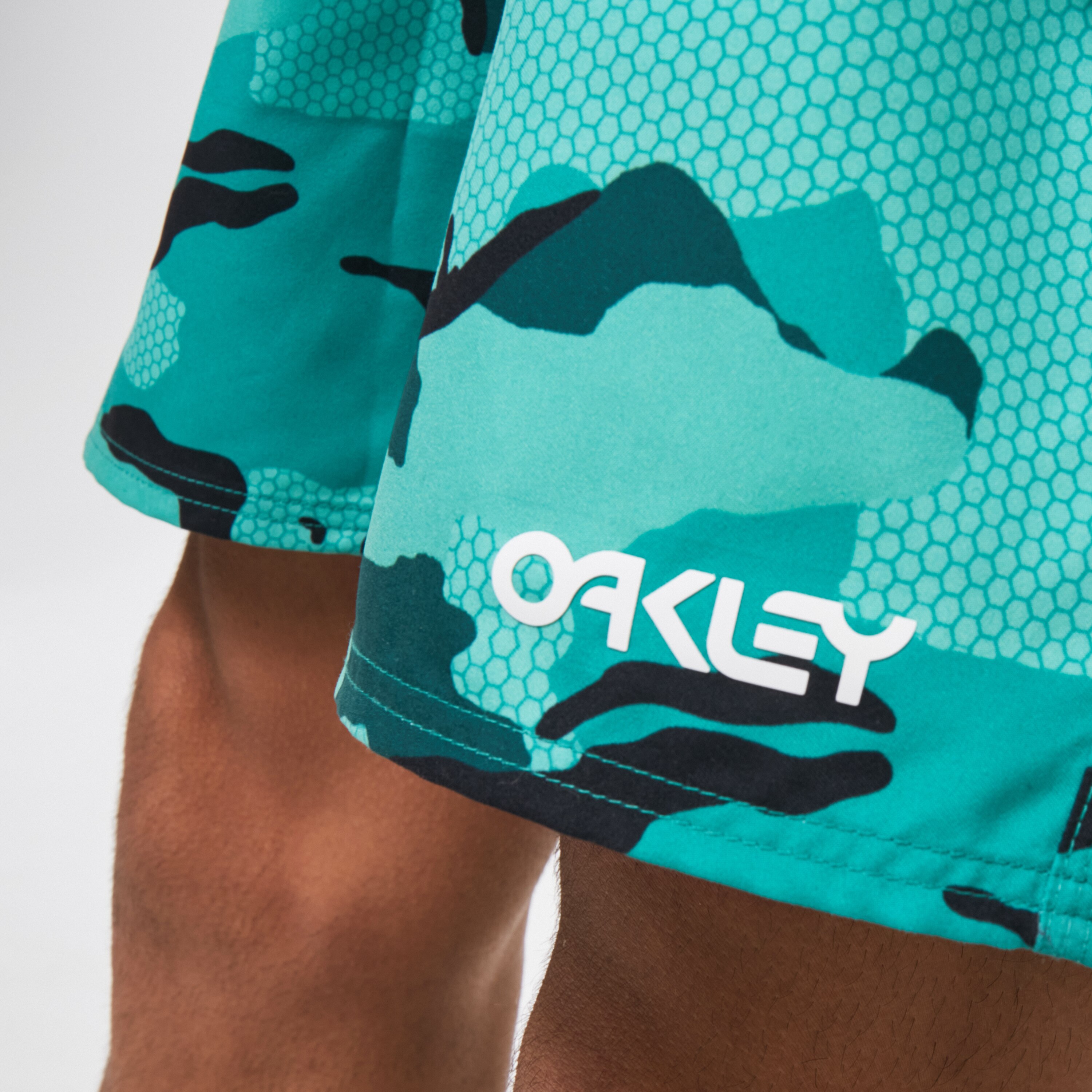 Oakley beach shorts Clearance