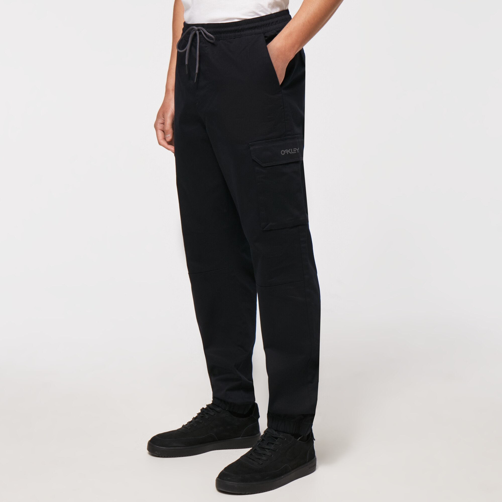 Oakley Cargo Jogger - Blackout - FOA401859-02E | Oakley US Store