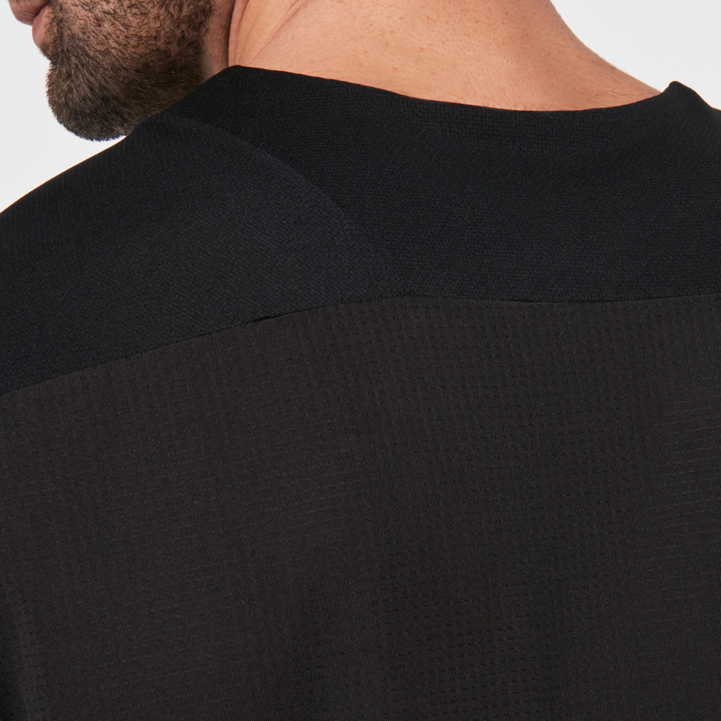 oakley cascade trail tee