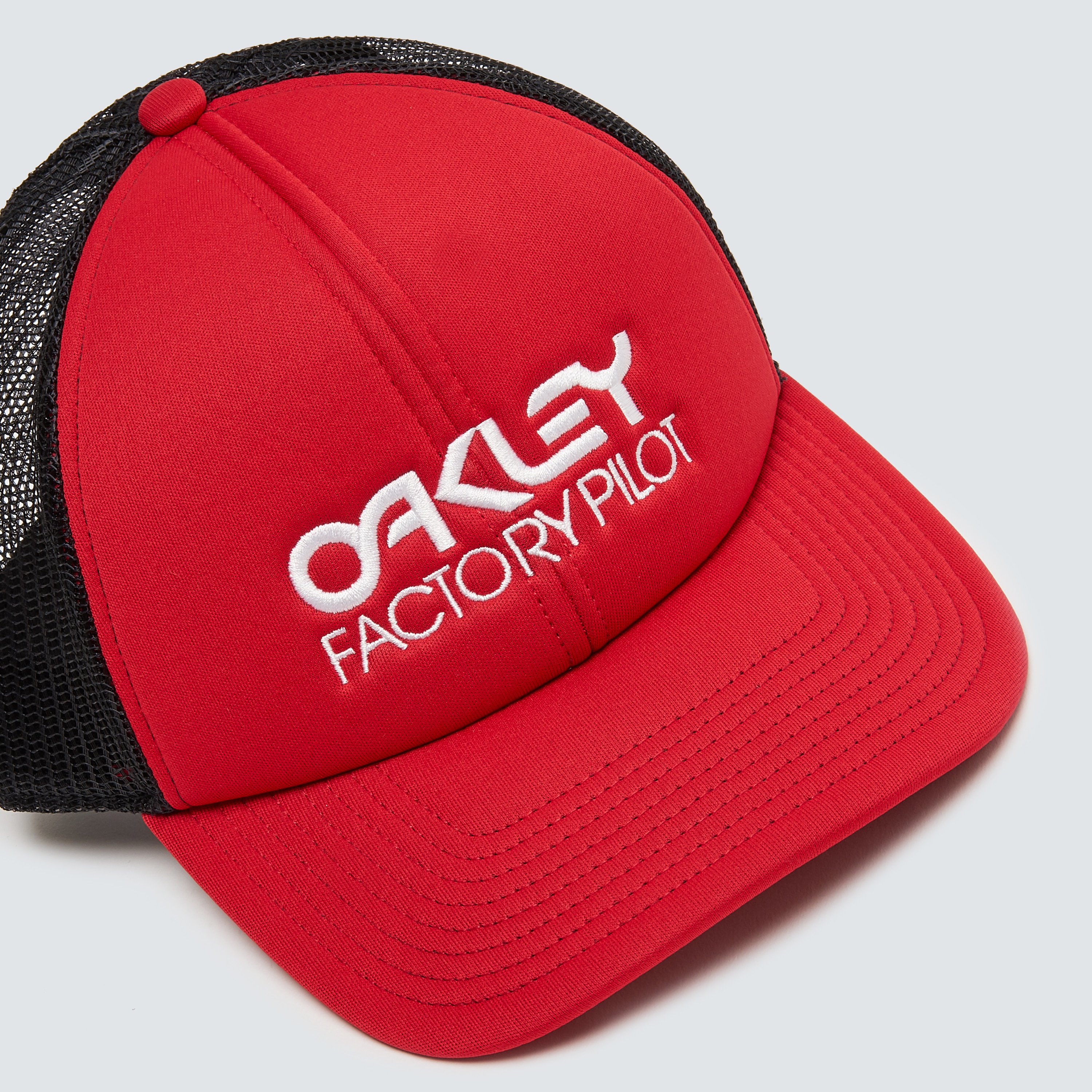 oakley factory pilot trucker hat