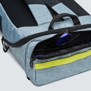 Oakley Essential Square Pack Xl 5 0 New Granite Hthr Fos 28b Oakley Jp Store Oakley Essential Square Pack Xl 5 0 New Granite Hthr Fos 28b Oakley Jp Store