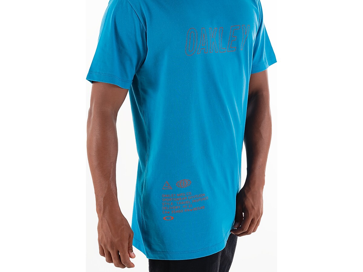 Camiseta Oakley Travel Branded…