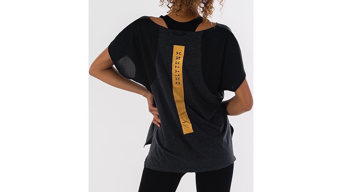 Camiseta Oakley Feminina O-fresh Tee - Blackout - P Preto