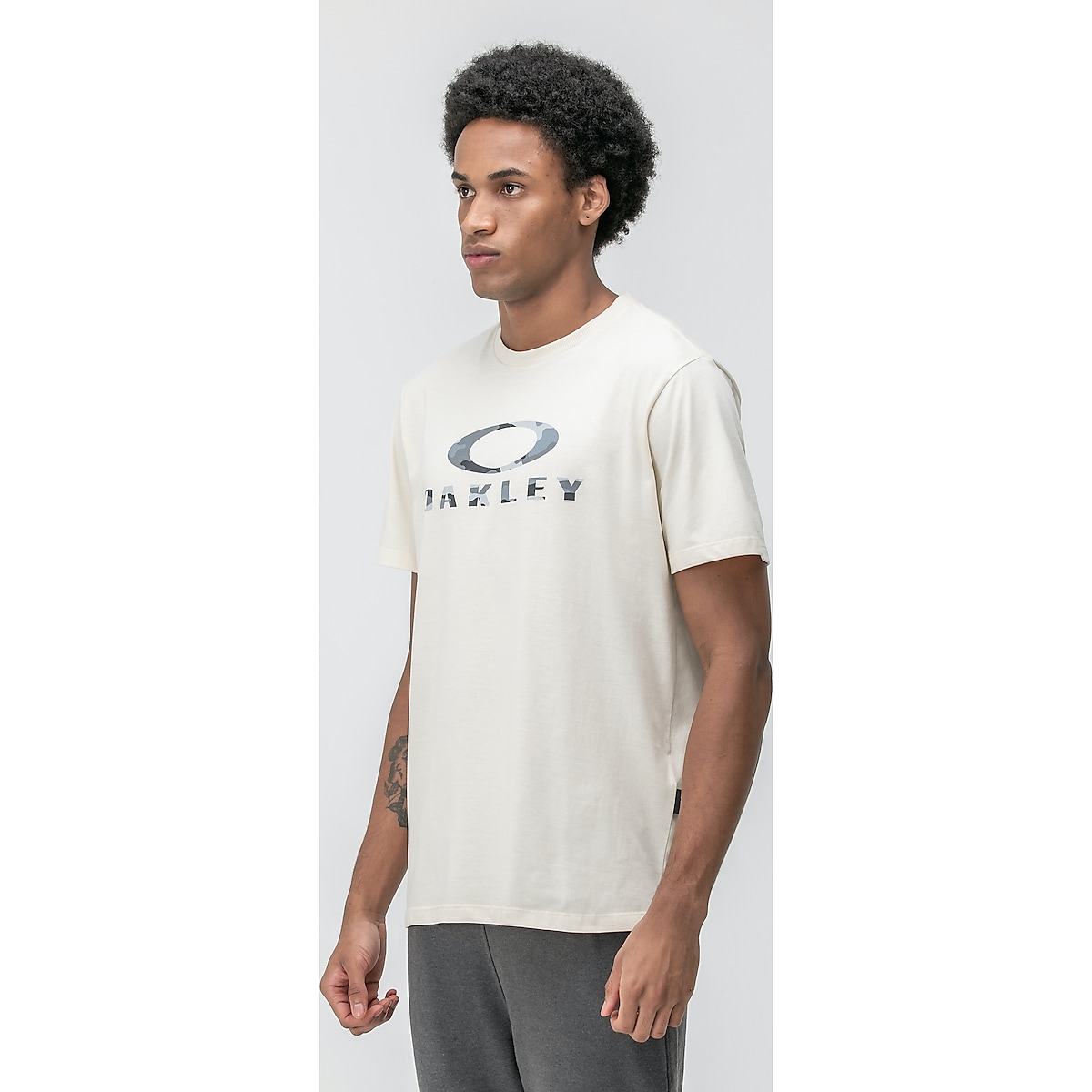 Camiseta Oakley Camuflada Highline Camo Tee Masculina - Vermelho Escuro