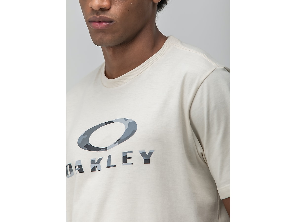 Camiseta Oakley Camuflada Highline Camo Tee Masculina em Promoção