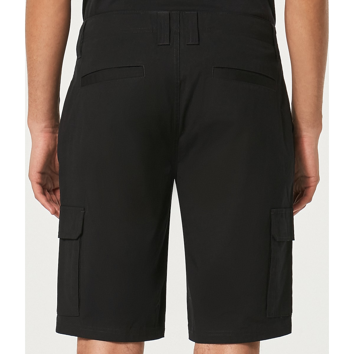 Oakley Utilitarian Cargo Short 2.0 - Blackout | Oakley® US