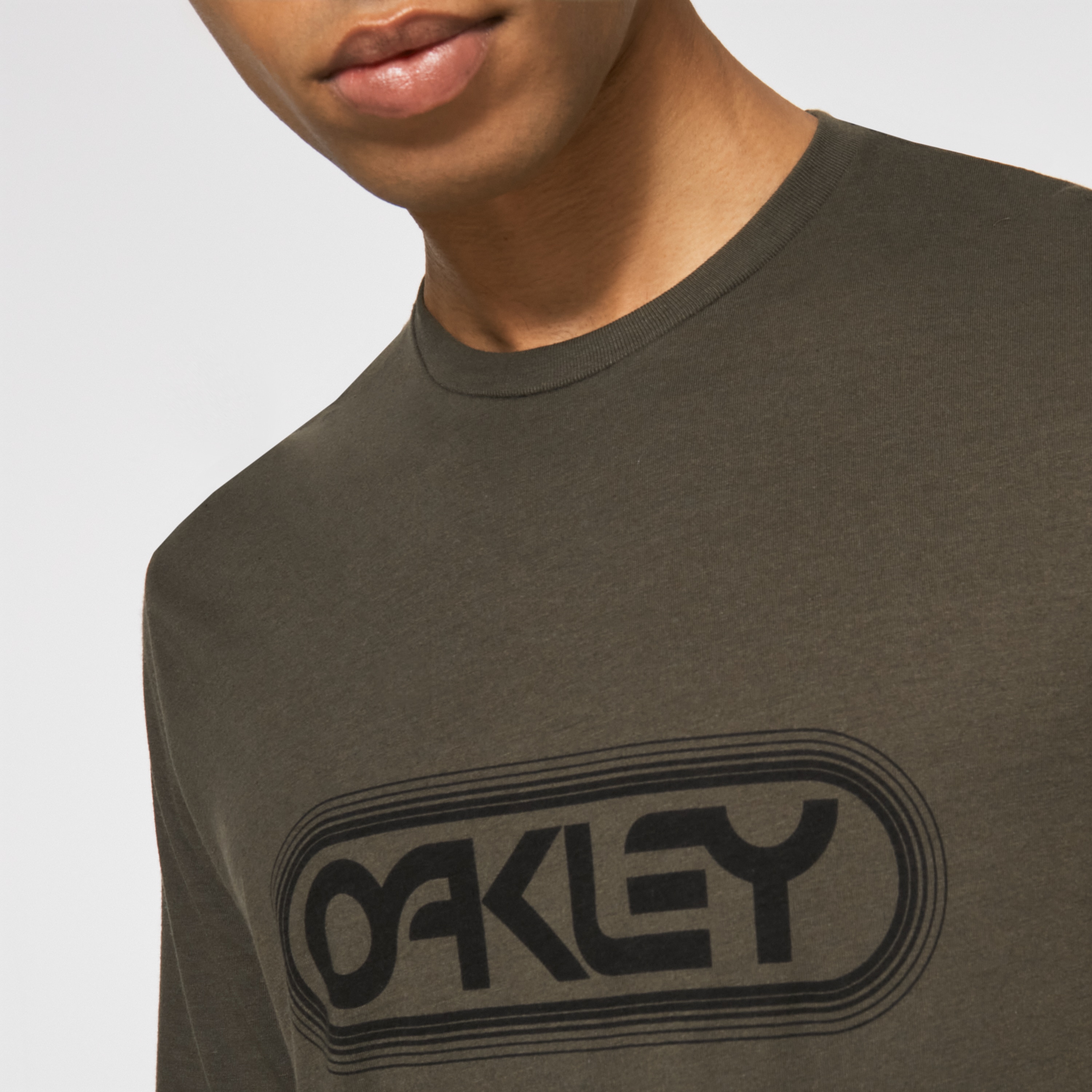 Oakley Retro Plated B1B Tee - New Dark Brush - FOA402527-86L | Oakley ...