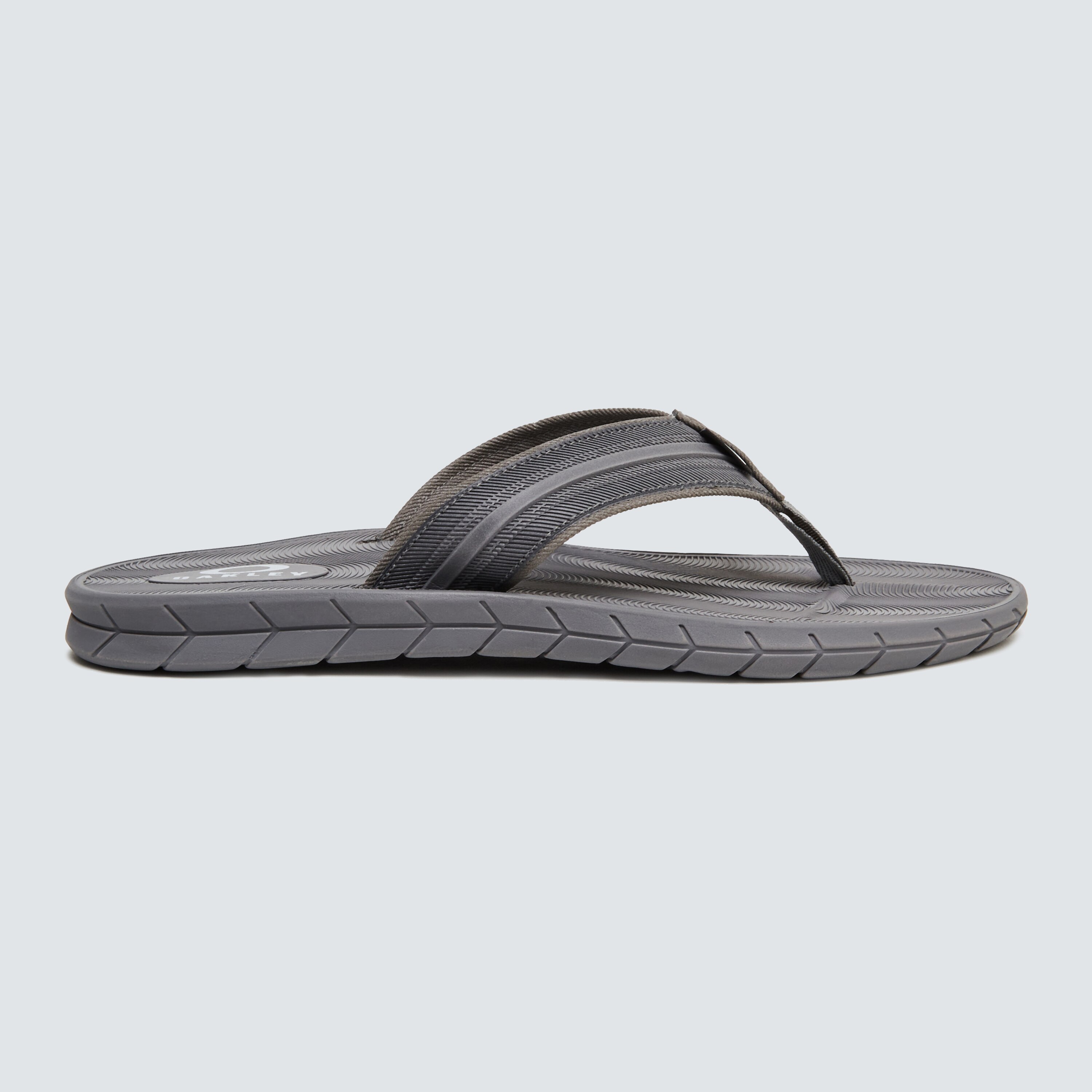 Oakley Pier Ellipse Flip Flop - Blackout - FOF100257-02E | Oakley PT Store