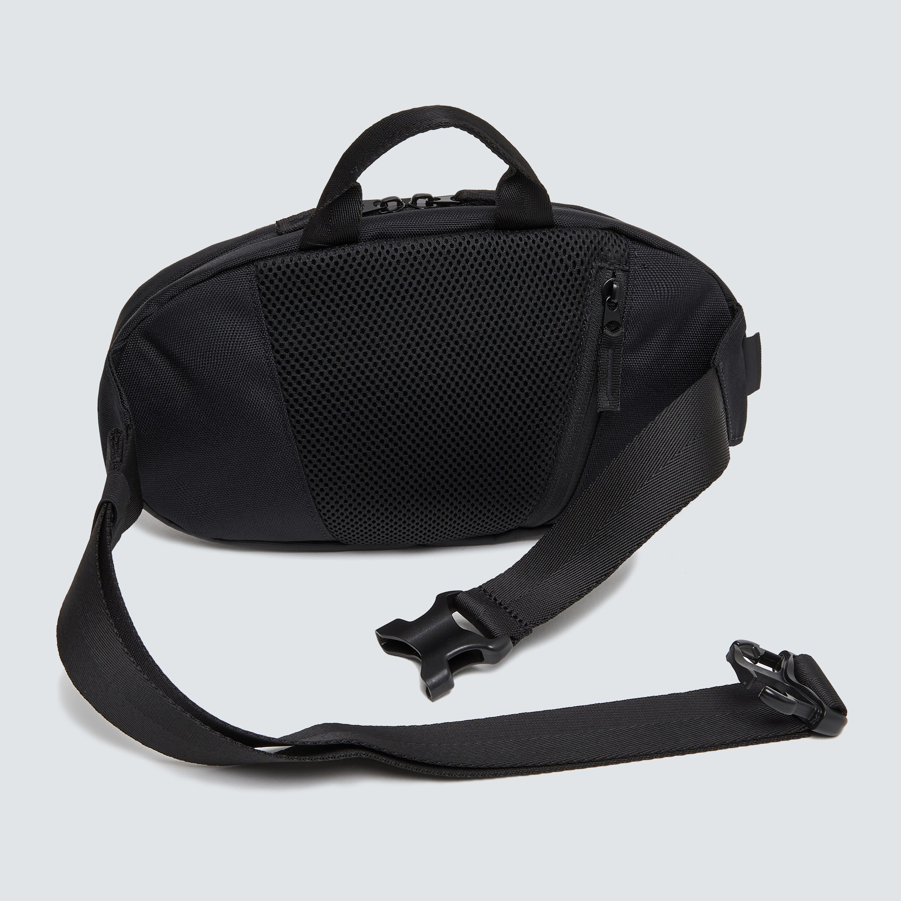 Oakley Futura Belt Bag - Blackout - FOS900481-02E | Oakley ROE Store