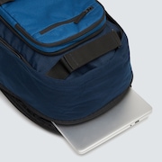 Multifunctional Smart Backpack - Fathom