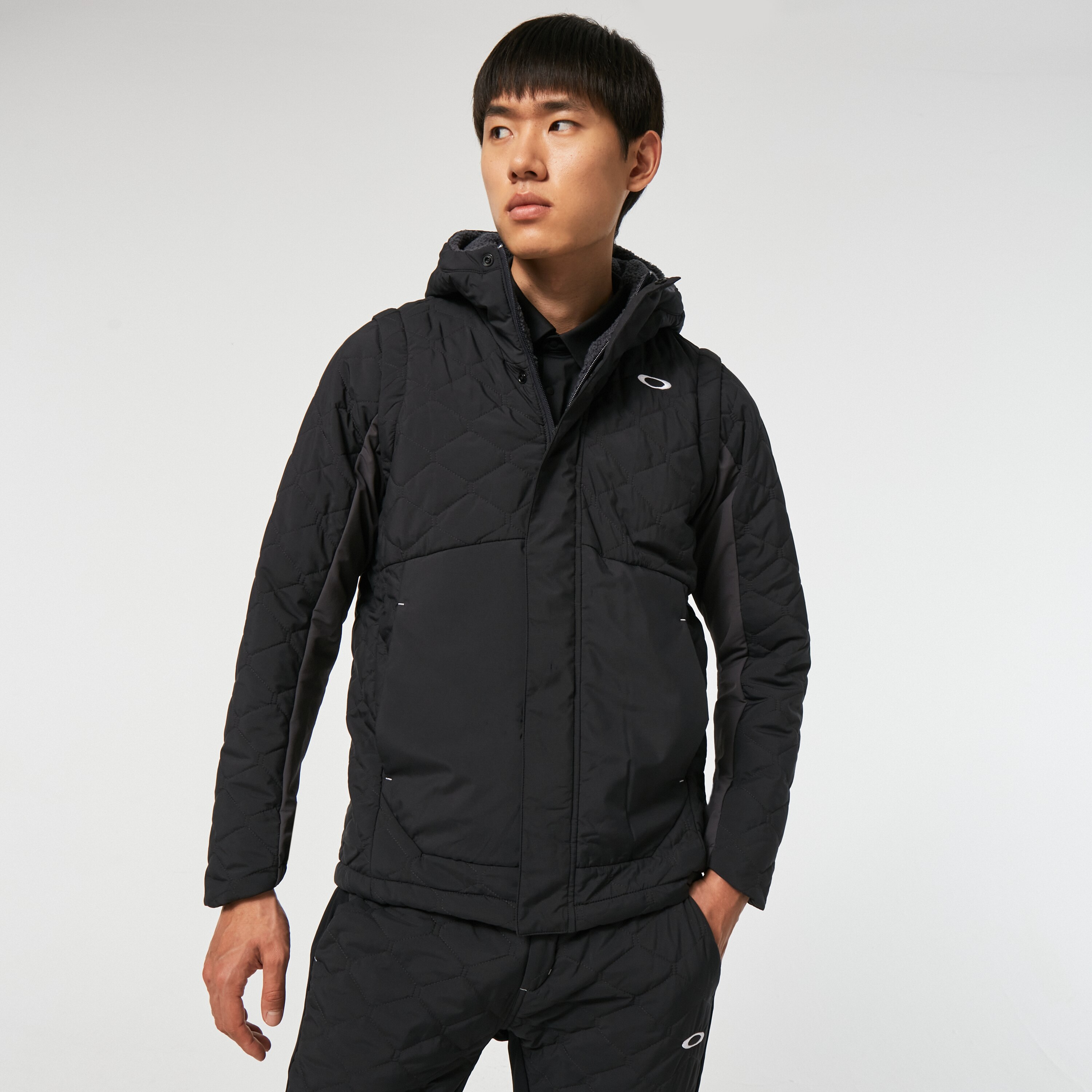 Oakley Oakley Uneven Puff Jacket 3.0 - Blackout | Oakley JP Store