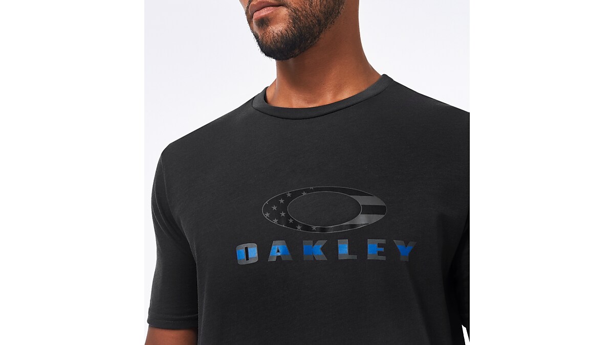 Camiseta Oakley Silk Logo Graphic Tee Blackout - l Surftrip l