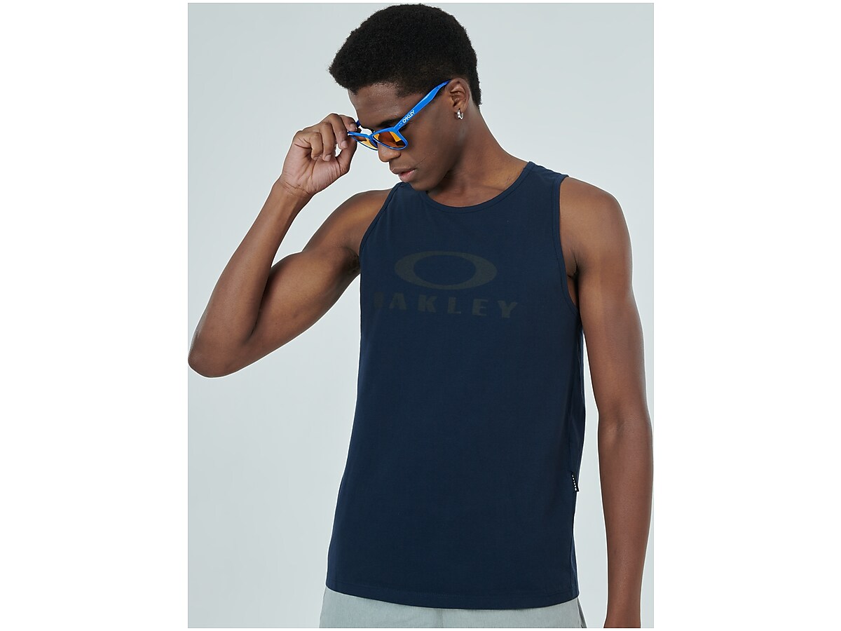 Regata Oakley Bark Tank