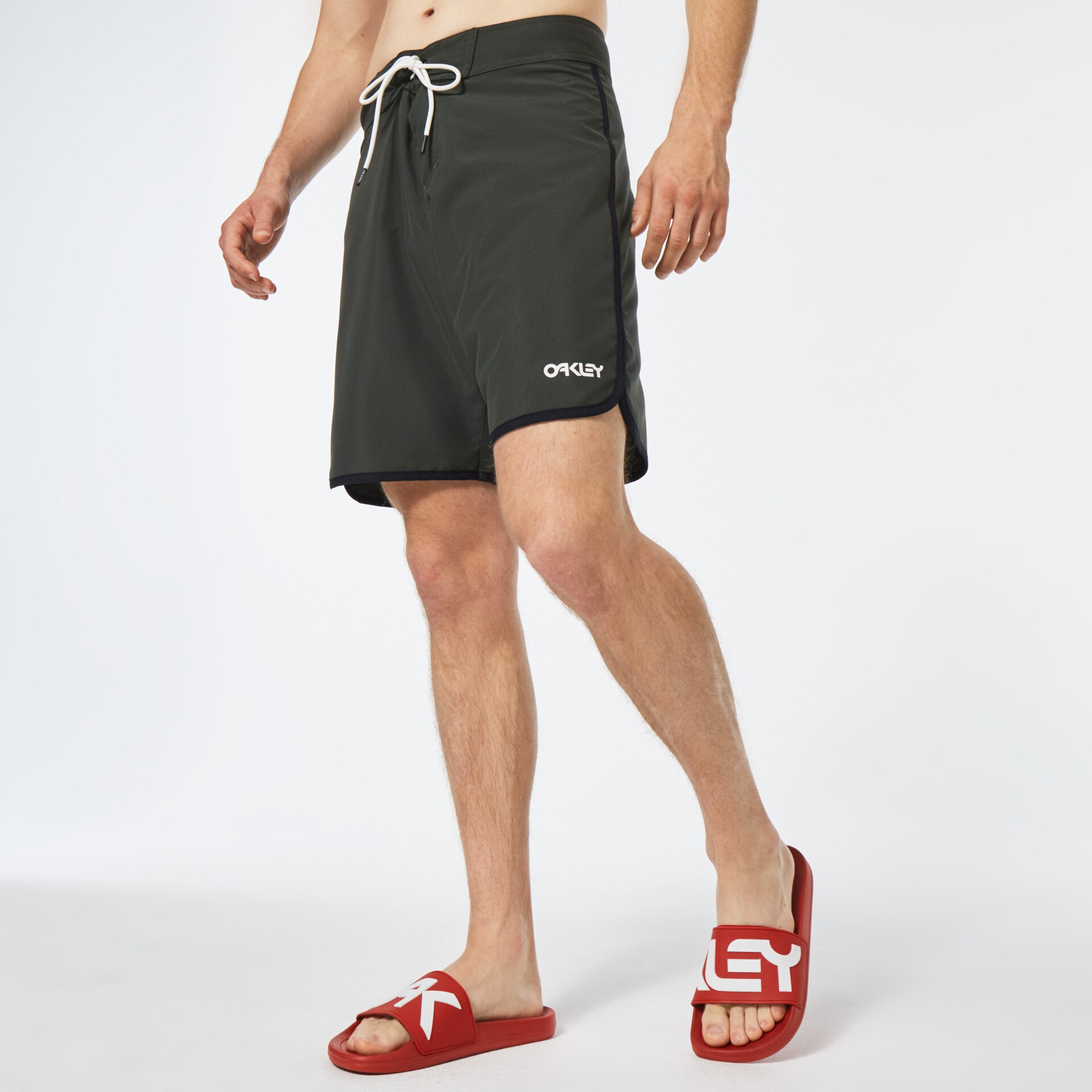 Oakley Solid Crest 19 Boardshort - New Dark Brush | Oakley GB Store