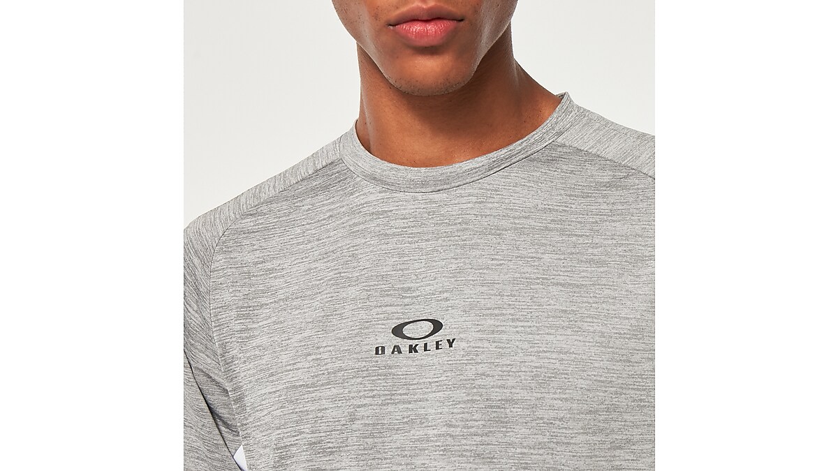 CAMISETA ORIGINS FROG SS TEE OAKLEY