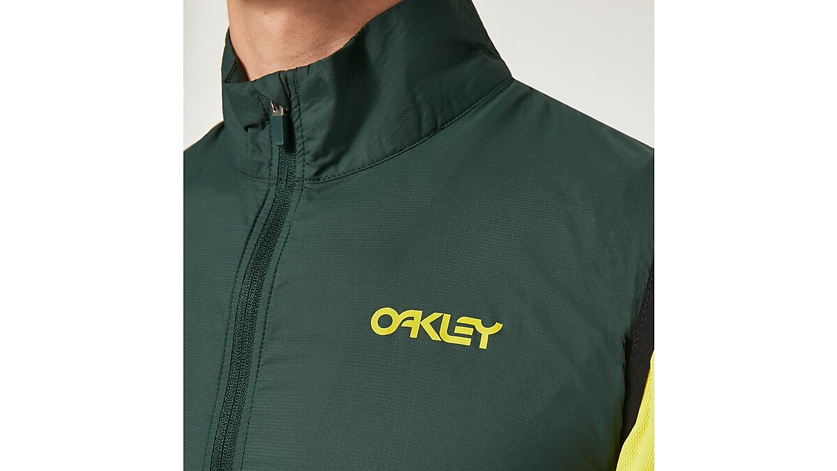 Oakley Elements Packable Vest - Hunter Green | Oakley® GB