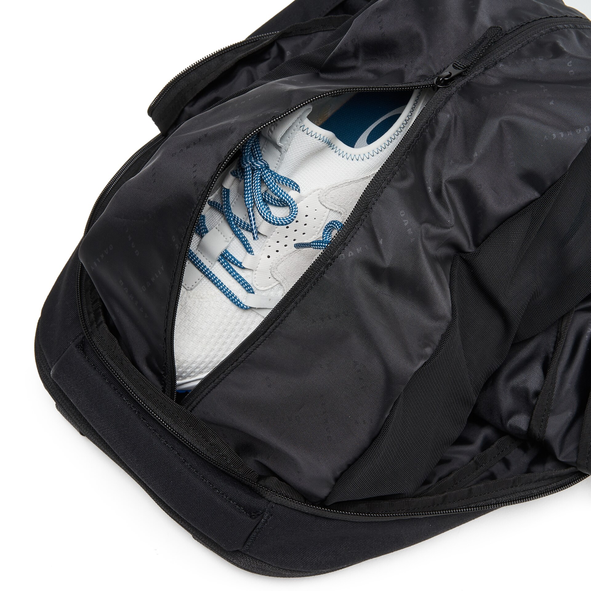 Oakley Vigor Backpack - Blackout 