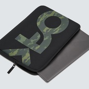 B1B Laptop Case - Black/Green Brush Camo