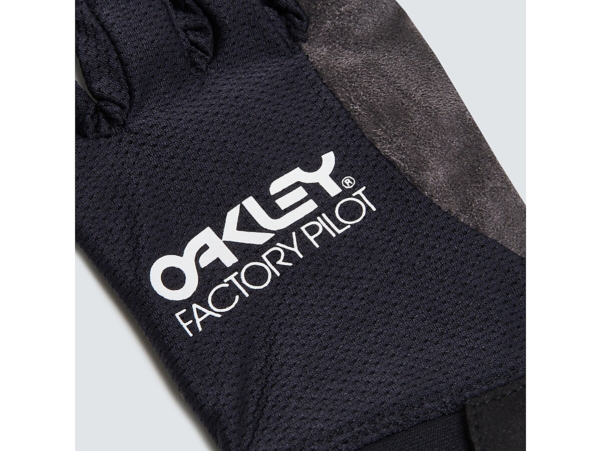 Oakley All Mountain Mtb Glove - Blackout - FOS900878-02E | Oakley ES Store  (Espanol)